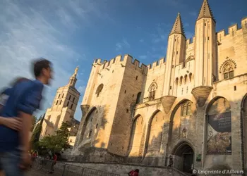 Visite du Palais des Papes avec l'Avignon city Pass disponible sur Pass France !